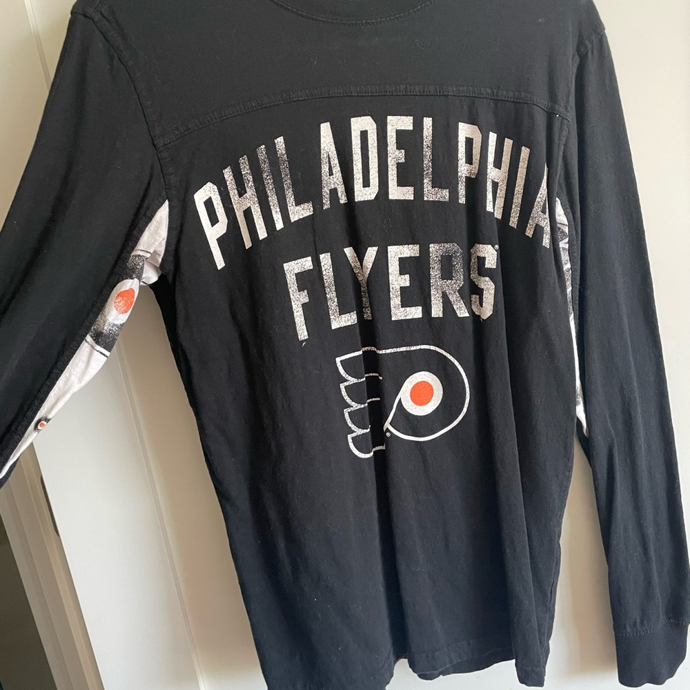 Philadelphia Flyers Black Long Sleeve Tee